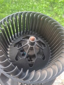 Ventilatoe vw touran 2003 - 3