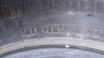 Pneu 205/70 r15 - 3