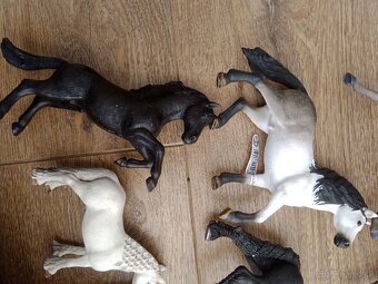 Schleich kone od roku 1995 -2019 - 3