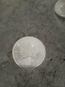 Investičné striebro, Strieborná minca Canadian Maple Leaf 1 - 3