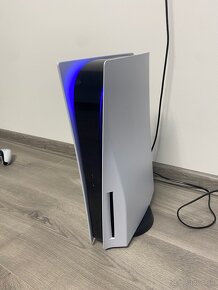 Playstation 5  1Tb + Hra - 3