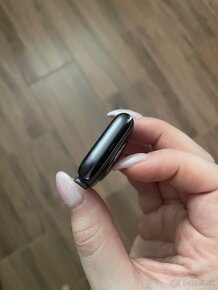 Apple Watch 4 Space Grey - 3