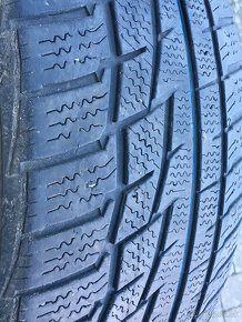 225/50 r17 zimne - 3