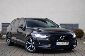 Volvo V60 B4 R-design Black Line Edition - 3