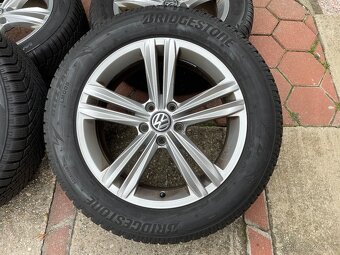 235/55 R18 Tiguan R line orig. VW zimná sada Pirelli - 3