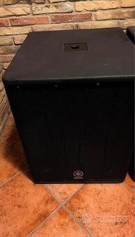 YAMAHA DSR118  2x Subwoofer - 3