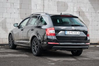 Škoda Octavia Combi 2.0 TDI Elegance/Style DSG Automat - 3