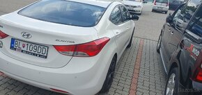 Predam Hyundai Elantra - 3