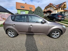 Kia Ceed 1.6 CRDi 2007 - 3