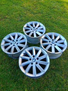 5x112 R16 Škoda Superb 2014 Ráfiky Hlinikové 3T0601025R - 3