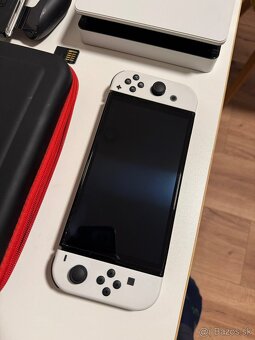 Predám Nintendo Switch oled k Nintendu - 3