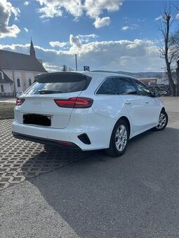 Kia Ceed SW 1.5 T-GDi Gold - 3