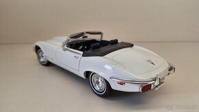 1:18 JAGUAR E-TYPE - 3