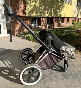 Cybex priam sportovy kocik limitka Butterfly. - 3