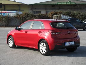 Kia Rio - 3