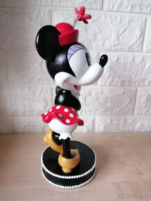 Minnie Mouse bobblehead - 3