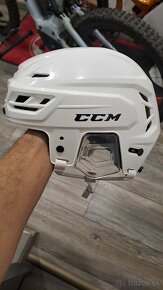 Prilba CCM tacks 310 - 3