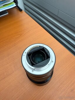 Sony FE 28mm f2 - 3