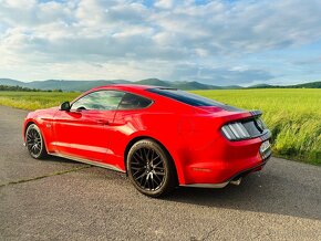 Ford Mustang 5.0 V8 GT, Manual. EU verzia. Milltek Cat Back - 3