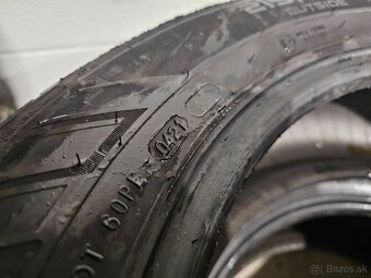 Letné Pneu Nokian 215/60 R17 C - 3