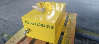 Zavazie John Deere 1000 kg - 3