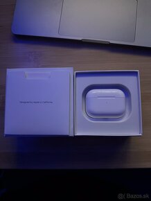 Apple AirPods Pro 2nd Gen s lightning portom - 3