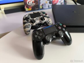 PS4 SLIM + 2x OVLÁDAČ + HRY - 3