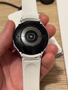 Nepouživané Samsung Galaxy Watch 5 44mm GPS - 3