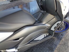 Yamaha Xmax 300 - 3