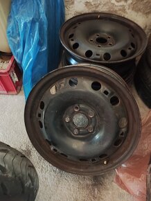 8 ks R 15  diskov  rozteč 5x100 - 3