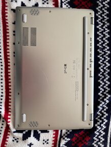 Asus Vivobook 14” - 3