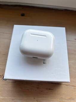 Apple airpods  3 - 3