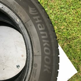 215/60 16C zimné Hankook 103/101T - 3