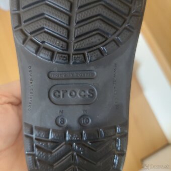 Crocs - 3