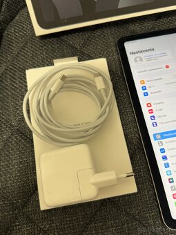 Apple Ipad Air 5 m1  64Gb - Pekný stav 99% batéria - 3