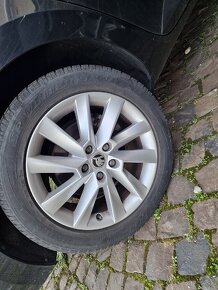 215/55/17 Škoda Superb STRATOS 5x112 - 3