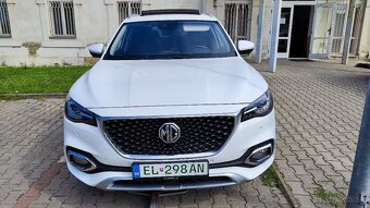 Predám MG EHS plugin hybrid, 4r zaruka. 2022. Spotreba 2,5l - 3