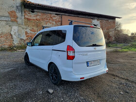 Ford Tourneo Courier - 3