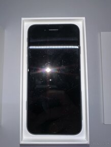 iPhone SE 2020 64 GB Black - 3