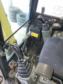 YANMAR VIO 25-4 2,7 t r.v.:2017 - 3