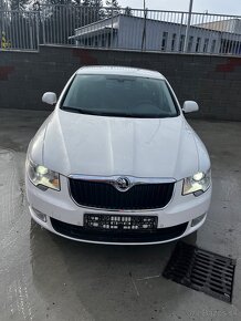 ROZPREDAM ŠKODA SUPERB 2 AUTOMAT DSG 2.0TDI 125KW SEDAN - 3