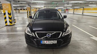 Volvo XC60 D3 AT AWD Momentum - 3