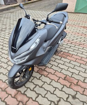 Honda PCX - 3