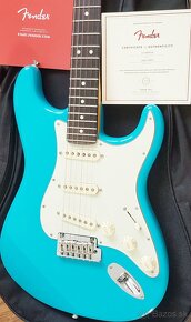 Fender American Professional II Miami Blue + Prislušenstvo - 3