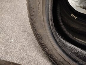 215/55 R17 zimné Good Year ultragrip performance - 3