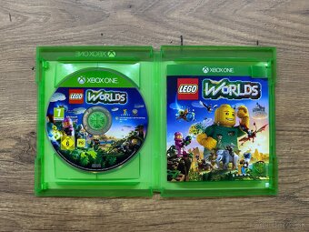 Hra na Xbox One - LEGO Worlds - 3