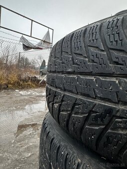 225/65 r17 nokian - 3