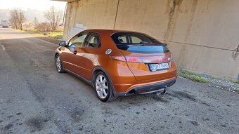 Honda Civic 2.2 i-CTDi - 3