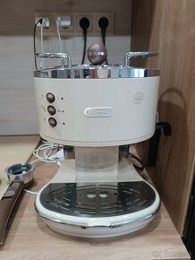 Delonghi kávovar - 3