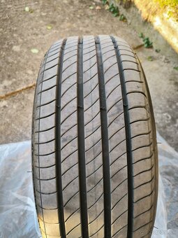 Michelin Primacy 4    205/55  R16 - 3